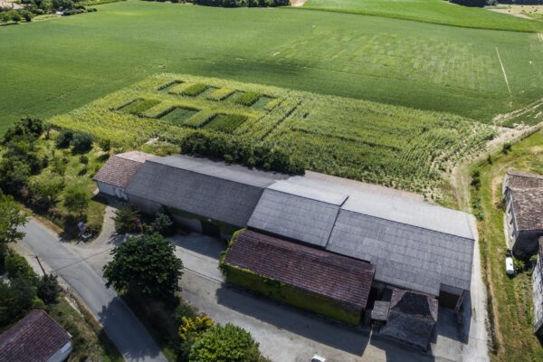 Dronefoto's Duras 2016-08-01, Duras, Frankrijk. Dronefoto's Chilou en Laulan.